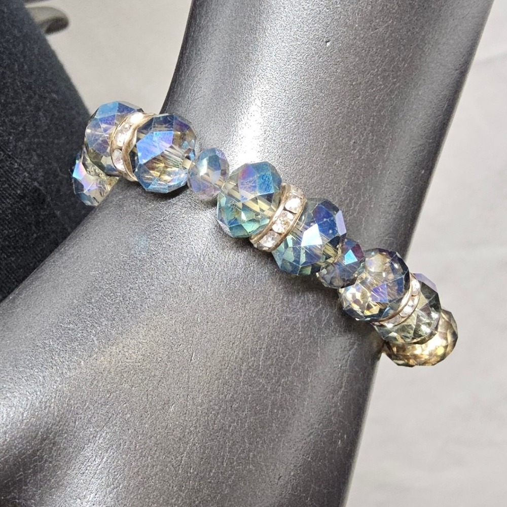 Beaded Stretch Bracelet Womens OS Blue Iridescent Rhinestone‎ Faceted
